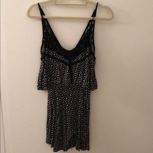 Black & White Flowy Day Dress